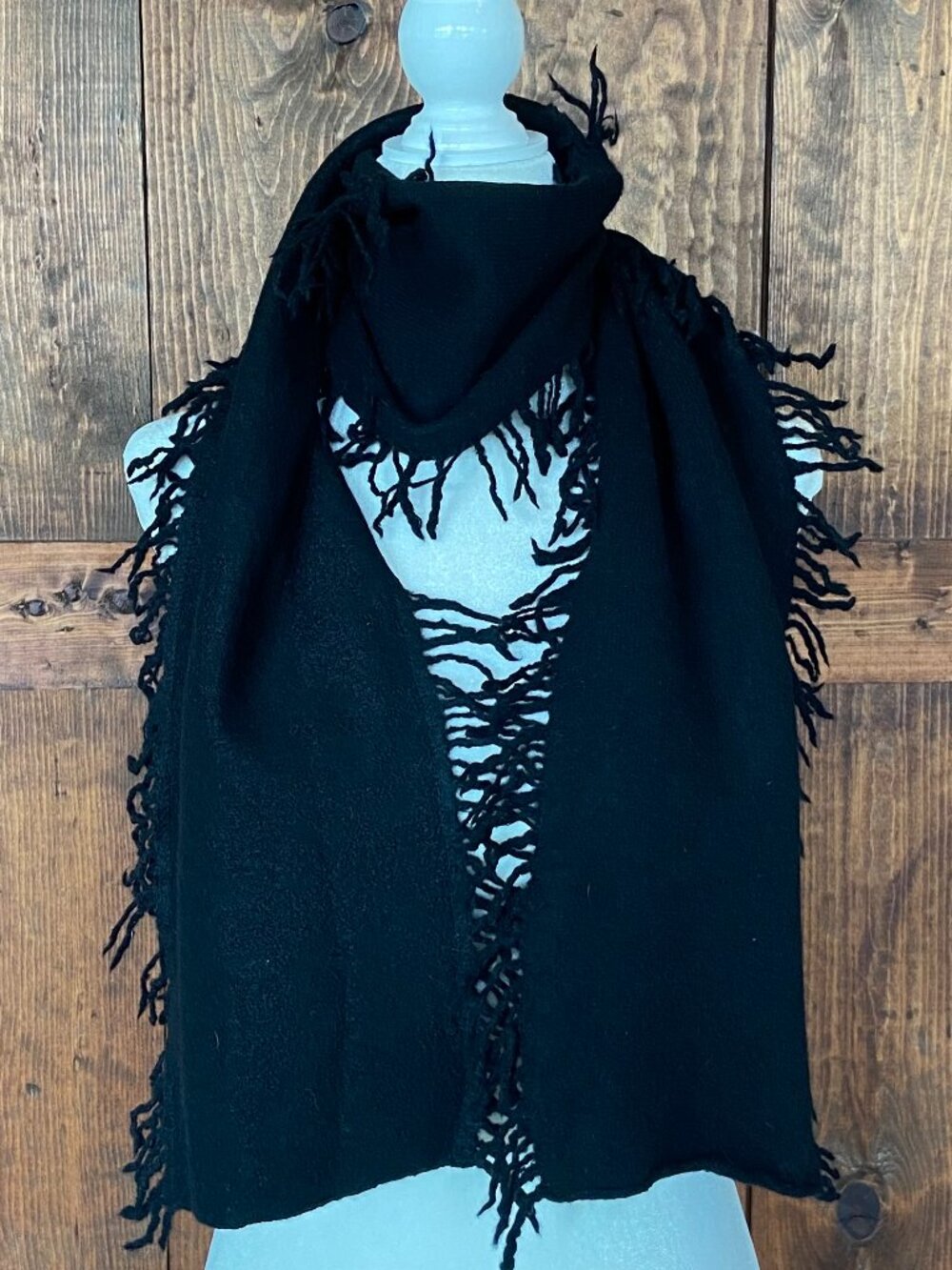 Banana Republic 100% Merino Black wool Fringed Scarf